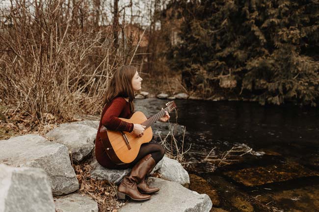 Passende Lieder und Musik für Beerdigung und Trauerfeier Stephanie Patchev Trauersängerin Sängerin Beerdigung München Musik bleibt
