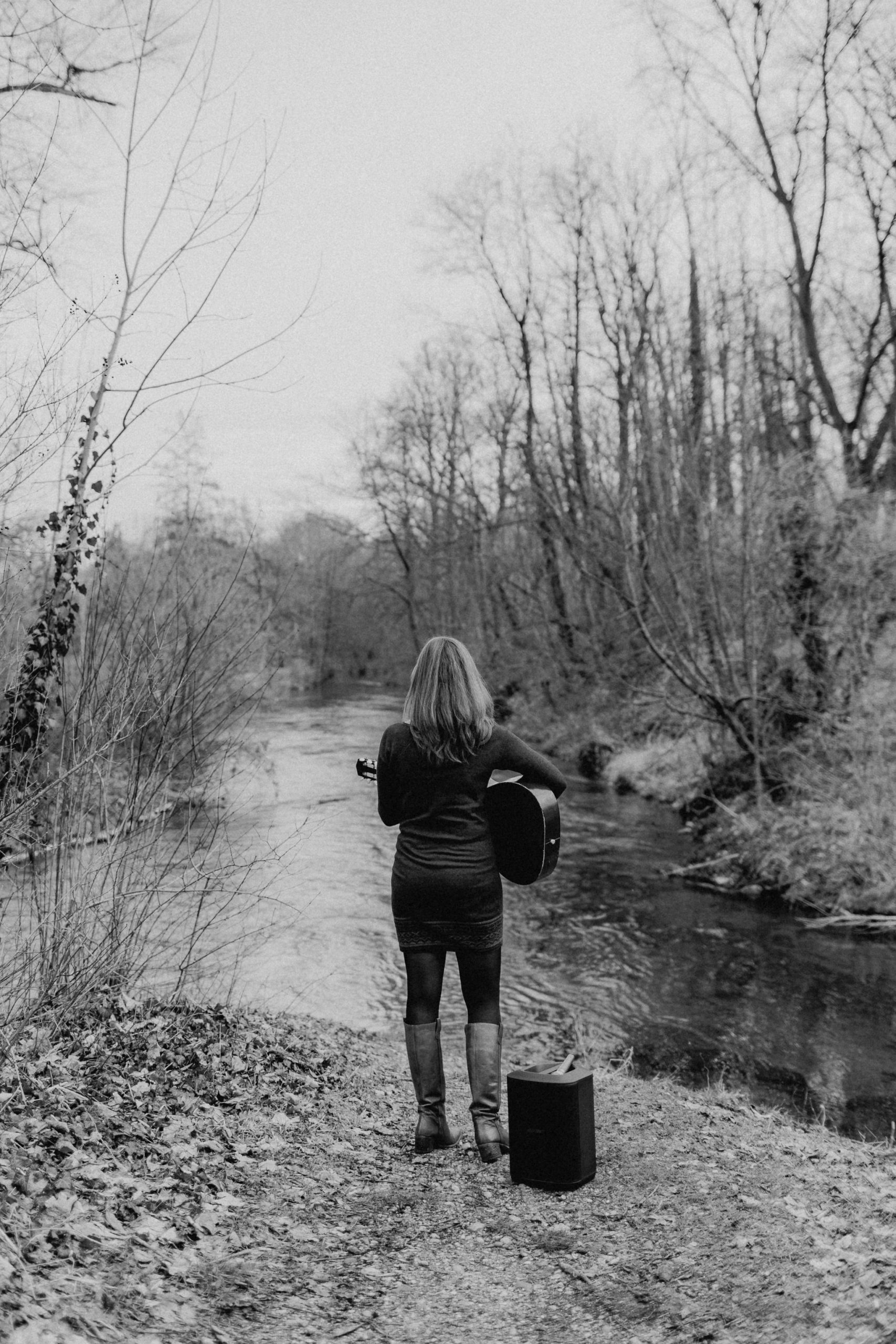 Lieder für eine Beerdigung oder Trauerfeier finden - 3-Schritte-Anleitung von Musik bleibt, Stephanie Patchev, Trauersängerin